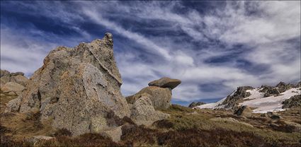 Granite Outcrop - Kosciuszko NP - NSW T (PBH4 00 10690)
